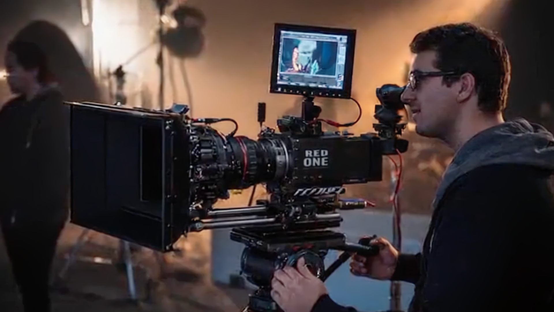 Digital Eyes & Online Worlds